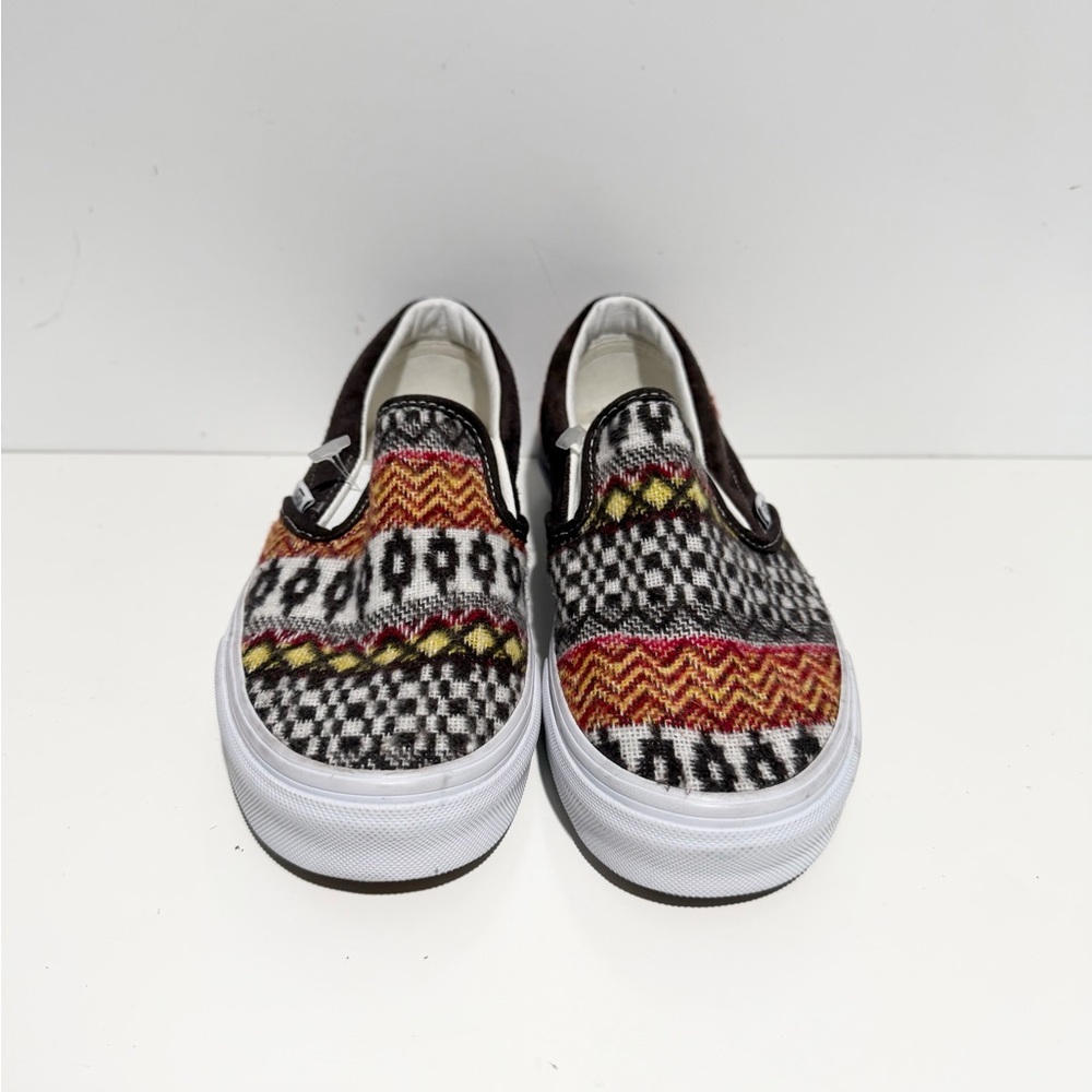 Vans Classic‎ Slip On Fair Isle Brown Multicolor Slip-On Sneakers - Picture 2 of 8